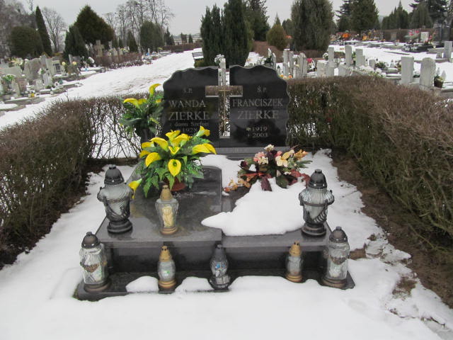 Grób Franciszek Zierke